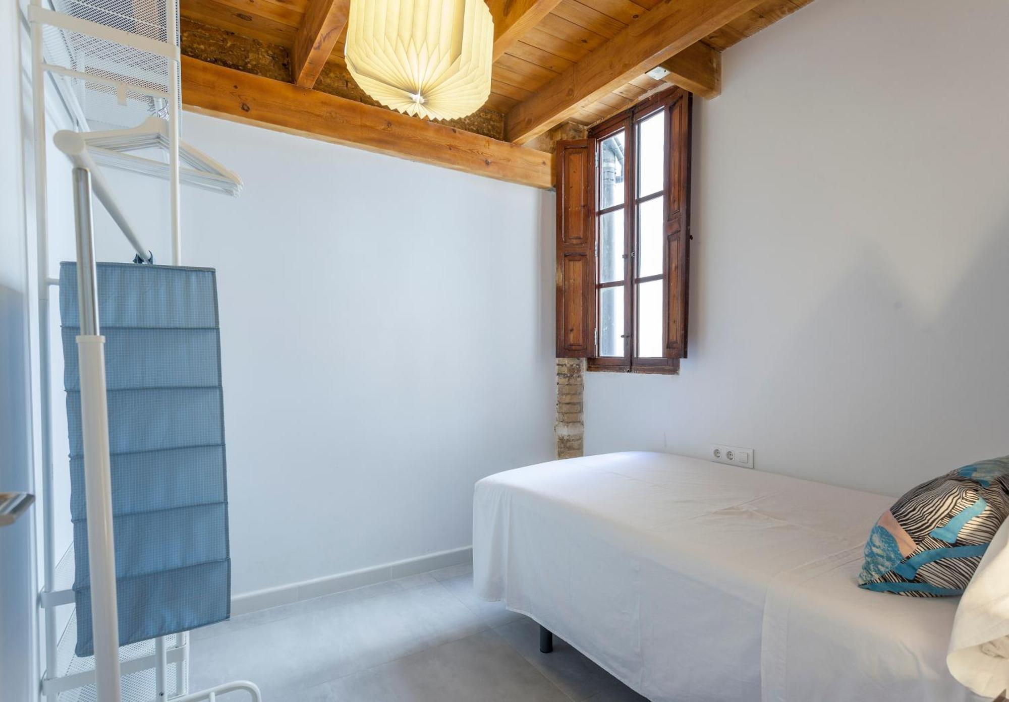 Mediterranean Gem Getaway Валенсия Экстерьер фото